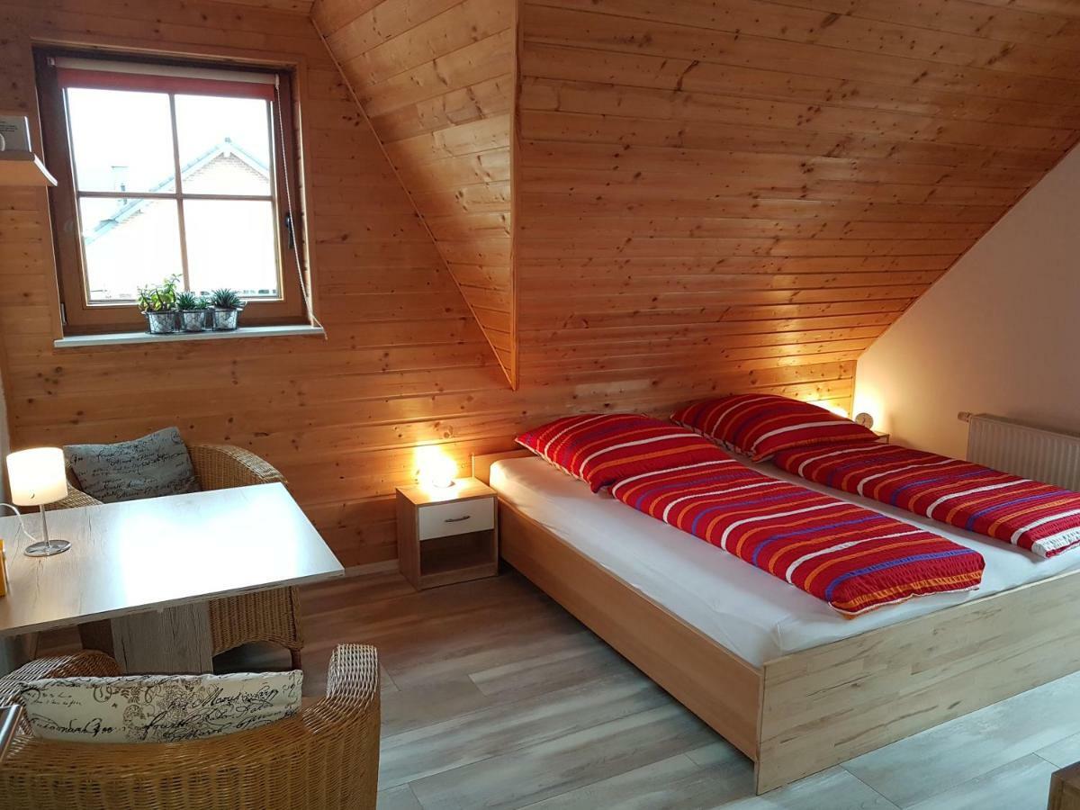 Ferienwohnung แอร์เคอเลนซ์ ภายนอก รูปภาพ