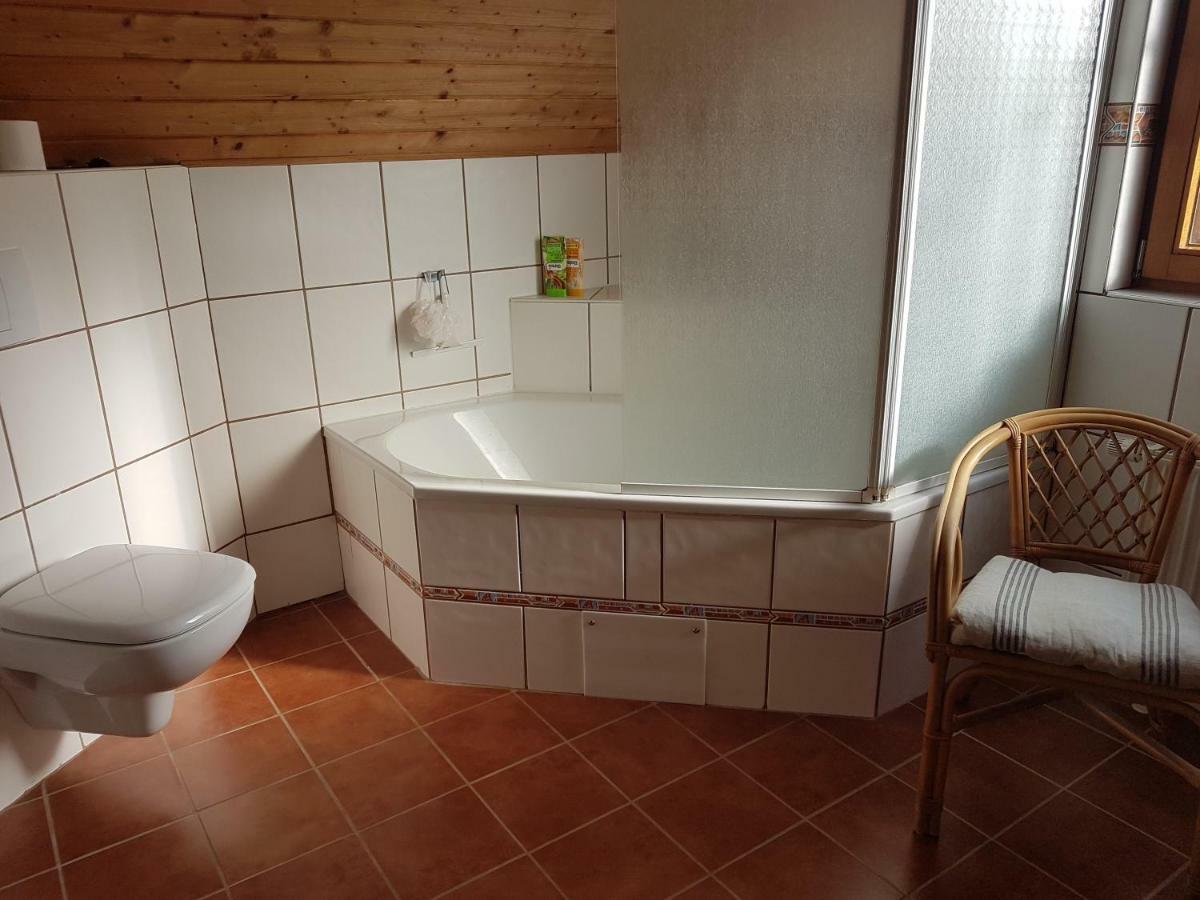 Ferienwohnung แอร์เคอเลนซ์ ภายนอก รูปภาพ